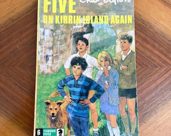 Vintage Famous Five: Five on Kirrin Island Again, Enid Blyton Paperback