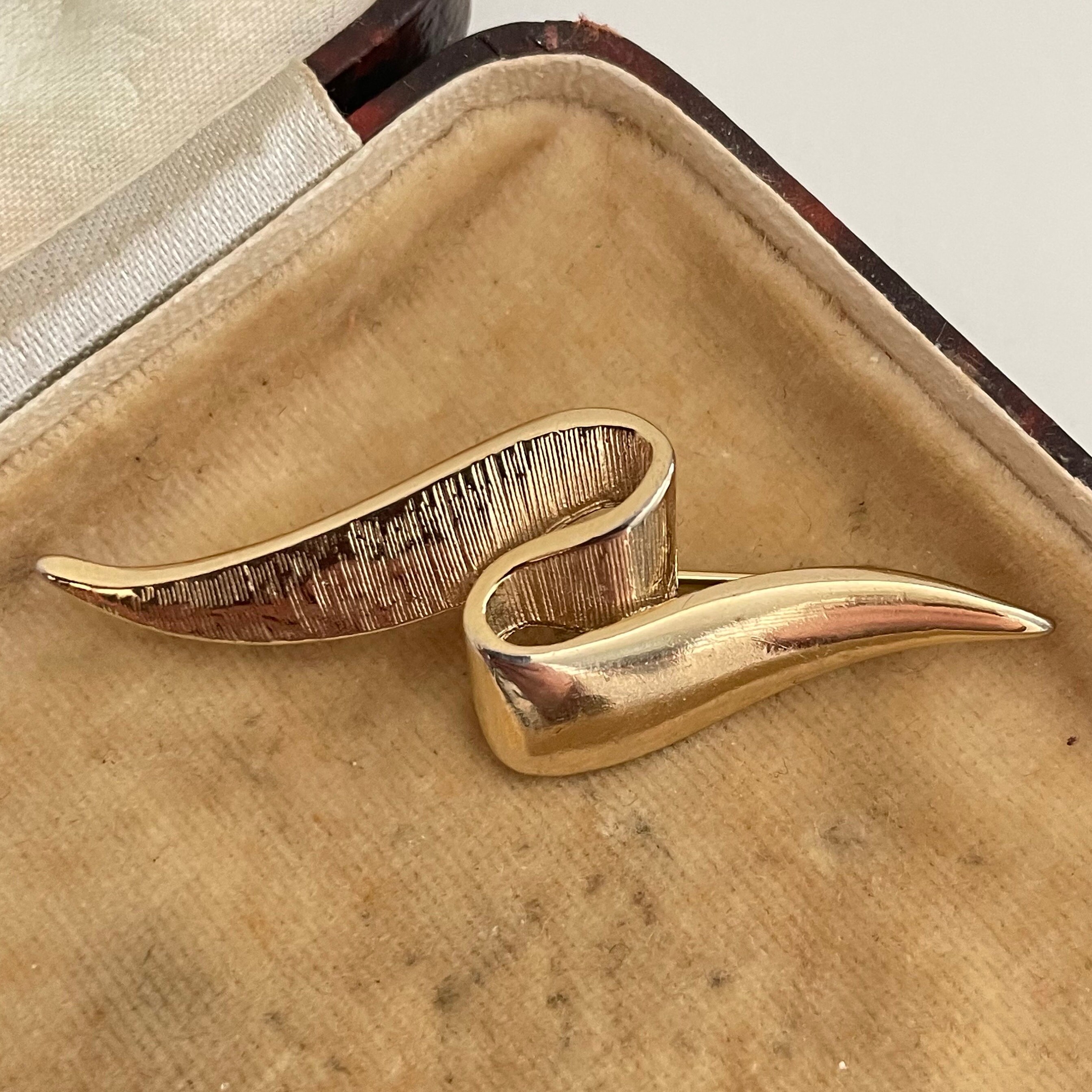 Broche Vintage Zigzag Dorée Moderne - Longueur 9,2 Cm (Neuf Sans Emballage)