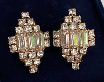 Vintage Art Deco Style Clip On Earrings, Geometric Baguette Cut Rhinestone Diamond Shaped Clip Ons