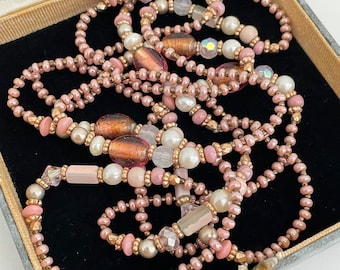 Vintage Pink Peach Beaded Necklace with Spring Clasp, Long 1920s Style Necklace with Glass and Plastic Beads