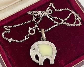 Vintage Sterling Silver 925 Elephant Pendant Necklace,