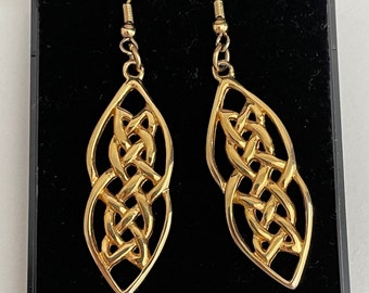 Vintage Dangly Celtic Knot Gold Tone Earrings, Statement Large Scottish Earrings, Dangle Drop Celtic Earrings 1990s