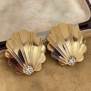 Vintage Gold Tone Fan Shaped Rhinestone Statement Large Clip On Earrings,