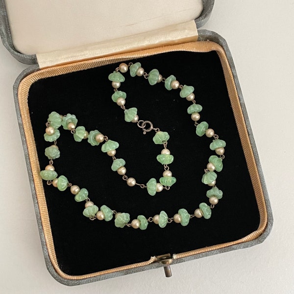 Vintage Dainty Green Moulded Glass Flowers Necklace with Faux Pearls and Metal Links, Flower Beads