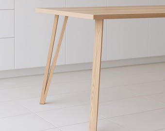 4 pieds de table en chêne massif robustes, coniques