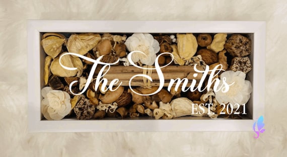 Wedding Bouquet Shadow Box Wedding Gift Mr and Mrs Custom Gift, Cyber Monday Sale, Personalized Gift