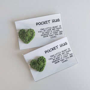 Cœur câlin dans une pochette, Cadeau attentionné, Cadeau câlin au crochet, Un ami spécial, Cadeau tu m'as manqué, Cadeau je t'aime, Je pense à vous, Premier jour d'école, Câlin Green Heart