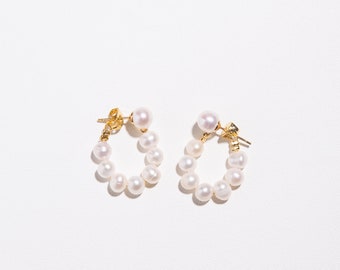 Freshwater pearl Lope earrings