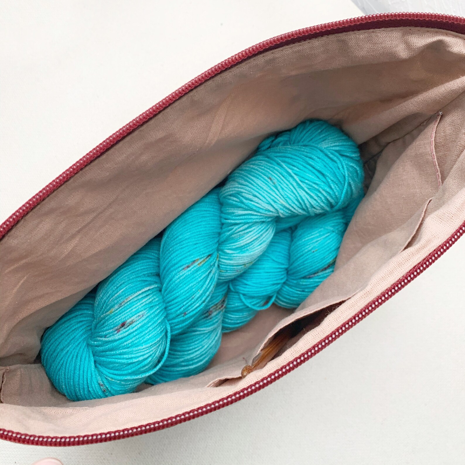 Zipper Project Bag For Knitting Arm Knitting tote on the ...