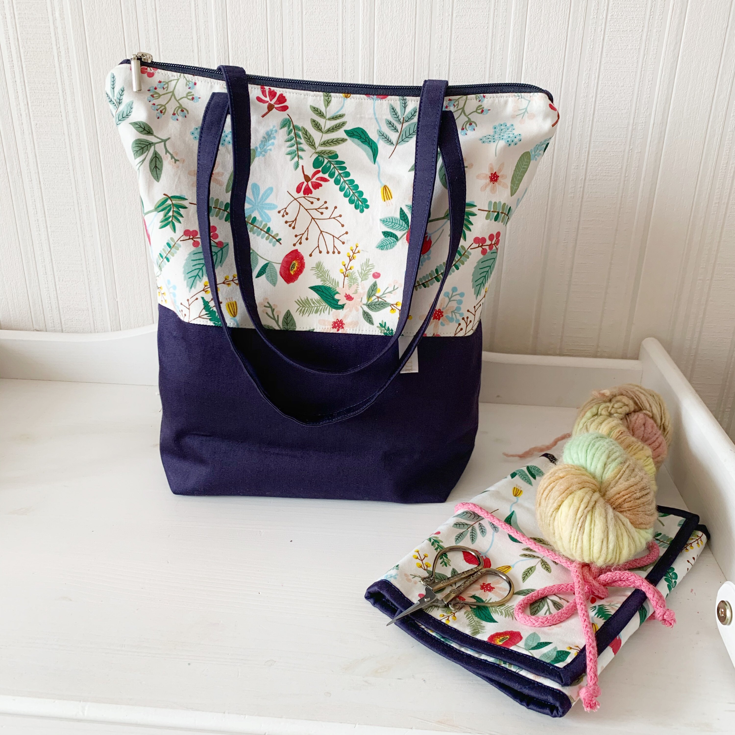 Large Knitting project bag knitting tote on the go yarn Etsy