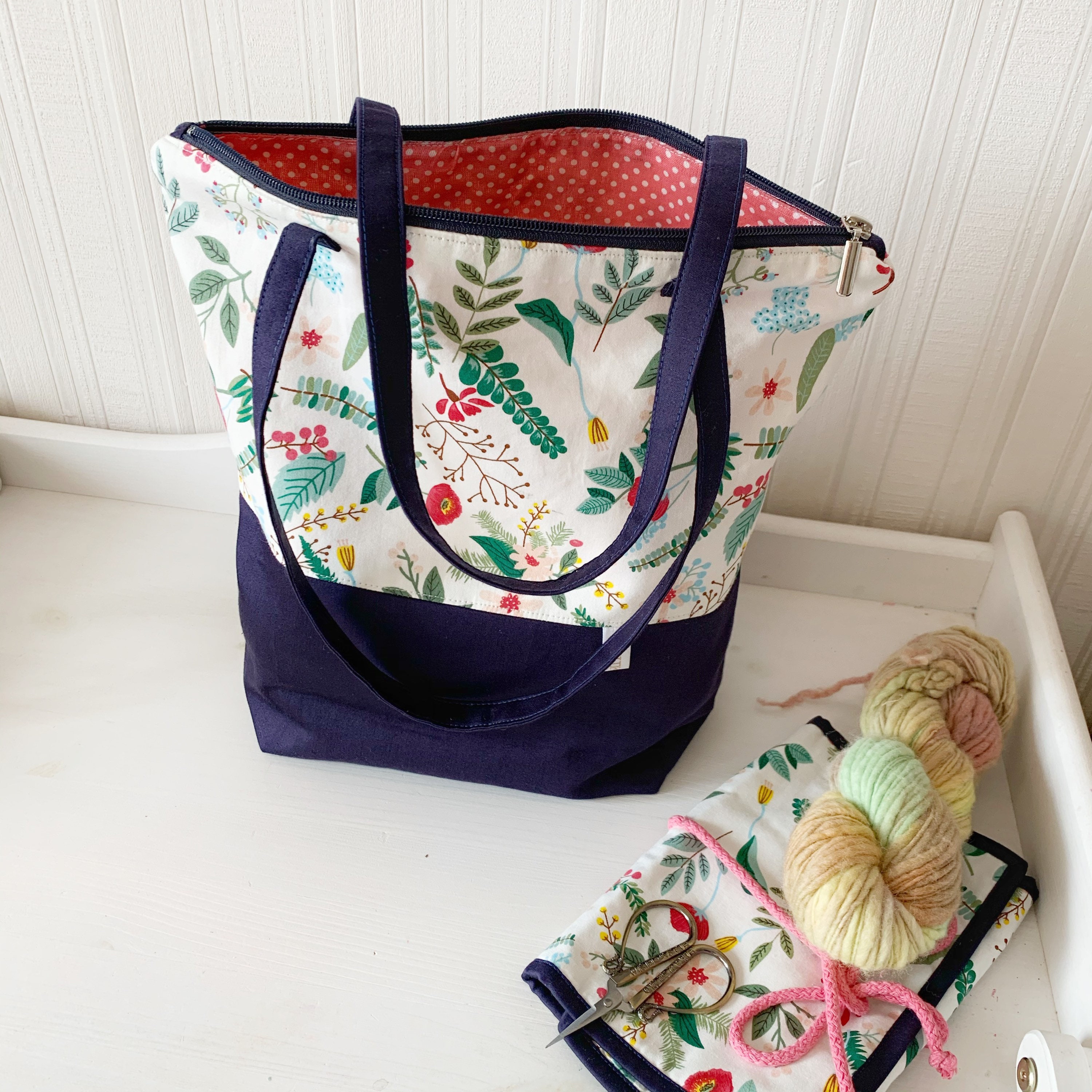 Large Knitting project bag knitting tote on the go yarn Etsy