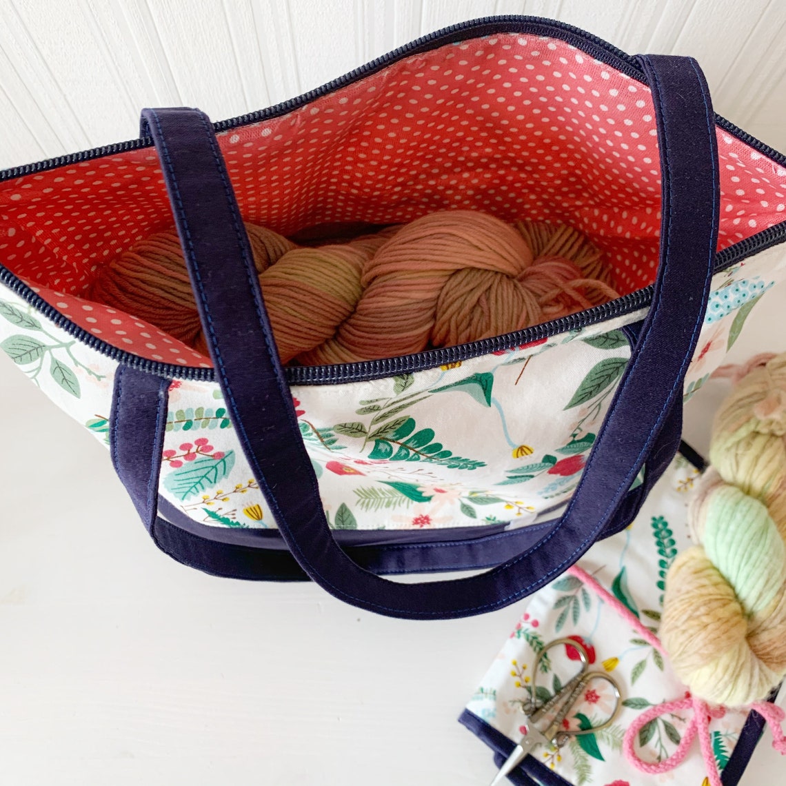 Large Knitting project bag knitting tote on the go yarn Etsy