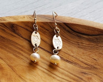 Freshwater pearl sterling silver hook earrings
