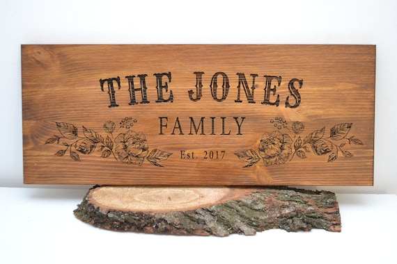 Personalized Family Sign, Engraved Wood Sign in Vintage Style
