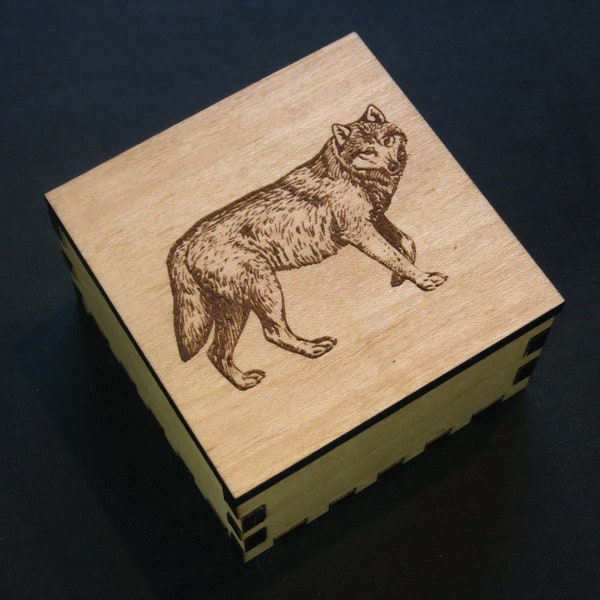 Wolf Box Engraved, Spirit Animal, Totem Animal, Power Animal, Wolf Spirit Animal, Jewelry Box, Keepsakes, Gift Box, Decor, Desk Accessory