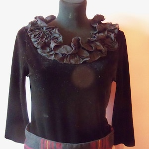 Eine schwarze, samt Mac Scott Bluse/Größe S / M 38, (EU), 10 ( UK )