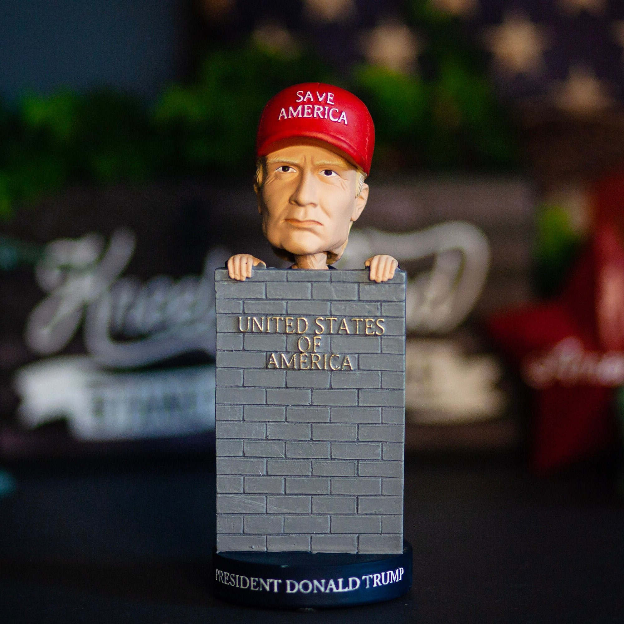 Trump cheap bobblehead doll