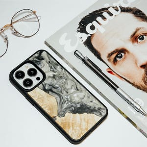 Coque en résine de bois pour iPhone, Samsung, Google Pixel - iPhone 15, iPhone 14, iPhone 13, SE, Samsung S24, S23, Pixel 8, Pixel 7, Pixel 6