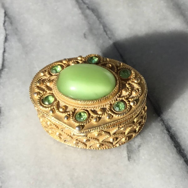 Vintage Florenza Gold Tone & Green Cabochon With Rhinestones Pill Trinket Ring Box