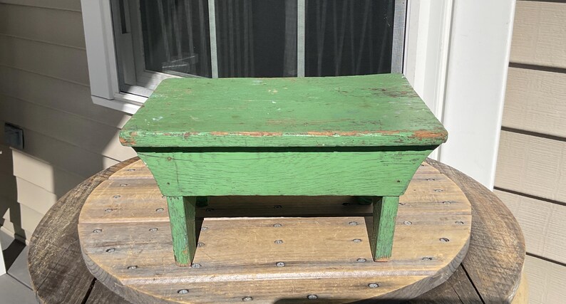 Vintage Wooden Foot Stool Cricket Bench Wide Foot Rest Old Green Paint ...