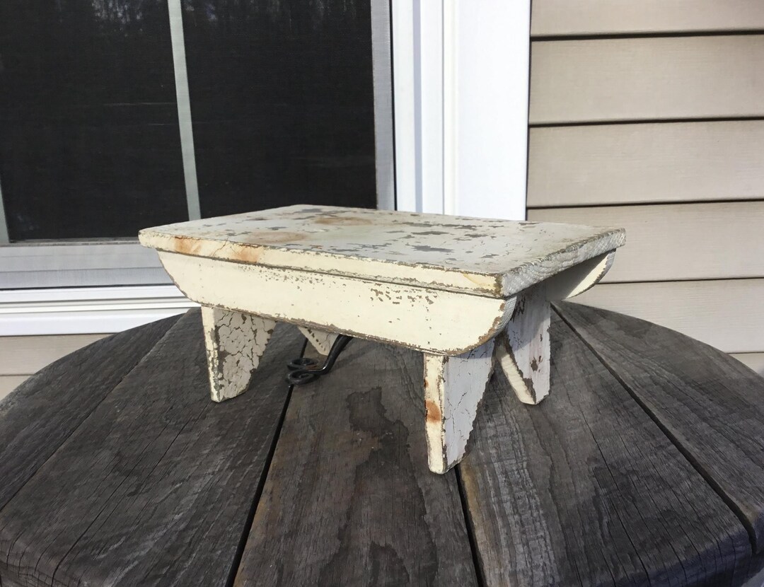 Vintage Small Chippy White Wooden Foot Stool Cricket Bench Foot Rest ...