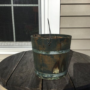 Antique Small Primitive Green Wooden Staved Pail Bucket & Swing Handle 6 3/4H image 4