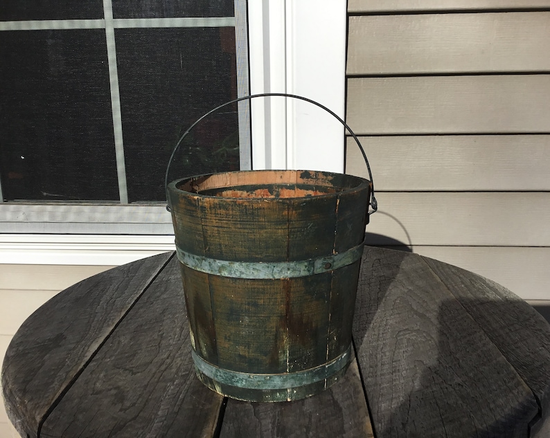 Antique Small Primitive Green Wooden Staved Pail Bucket & Swing Handle 6 3/4H image 2