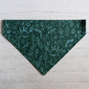 Bandana per cani con collare slip-over in cotone Green Forest // Regalo per animali domestici // Accessorio per cani // Rifle Paper Co