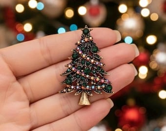 Luxurious Vintage Christmas Tree Festive Brooch Elegant Fashion Exquisite Sparkling Rhinestone Pin Brooch Jewellery Accessory  Gift For Her