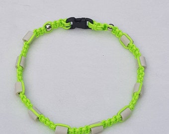 EM-ceramic collar, effective microorganisms, dog collar, anti-ticks, neon green, paracord, 40 cm long, snap closure