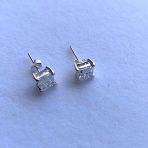 925 Sterling silver studs earrings