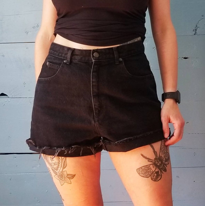 Size 910 Vintage Demin Cut Off Shorts | Vintage Lizwear Black Cutoffs High Rise 30W