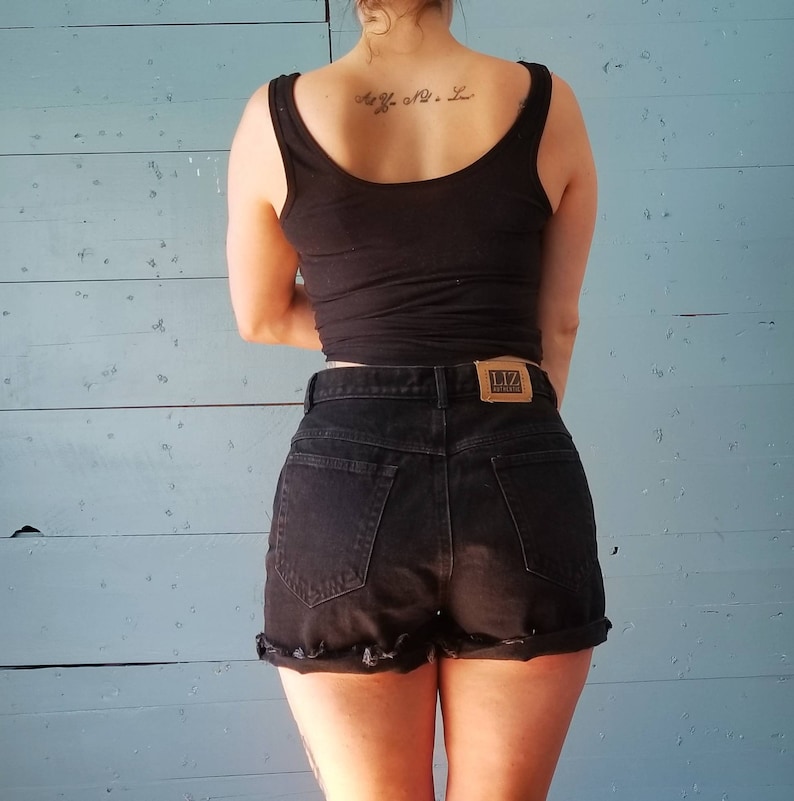 Size 910 Vintage Demin Cut Off Shorts | Vintage Lizwear Black Cutoffs High Rise 30W