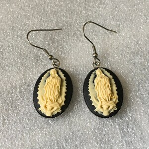 Beautiful oval Vingen De Guadalupe earrings