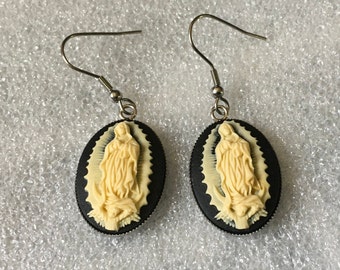 Beautiful oval Vingen De Guadalupe earrings