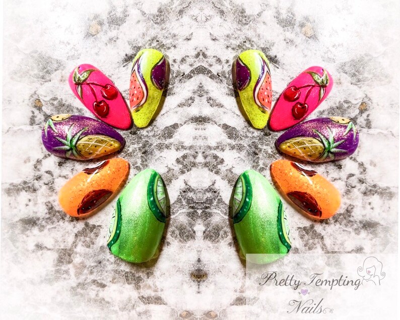 Summer Tropics Press On Nails image 0