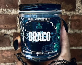 Draco Candle: Smoked Vanilla Peppermint, Witchcraft Wizardry Theme