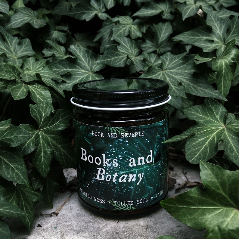 Books and Botany woden wick candle | spanish moss, petrichor, botanist, plants, earthy candle, cottagecore, witchy candle, plant lovers 