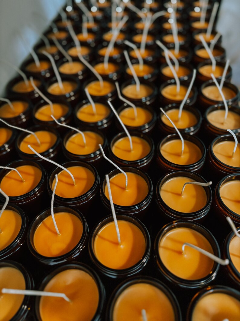 bookandreverie Storybook Pumpkin Candle - Thumbnail 5
