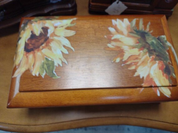 Vintage upcycled jewelry box, Sunflower, wooden j… - image 2