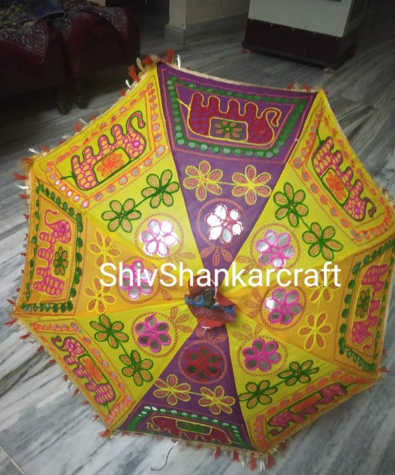 5 Piece Lot Decorative Indian Hand Embroidered Cotton Quilted Umbrella Ethnic Vintage Sun Protected Parasol Umbrella Wedding Special decor
