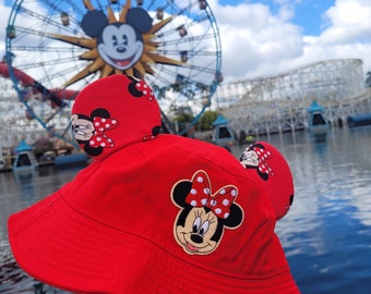 Minnie Mouse adult mickey bucket hat