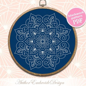 Patrón floral mandala blackwork PDF Gráfico de pespunte Adorno mandala, Bordado de mandala Blackwork descargar PDF, Bordado Blackwork #W20