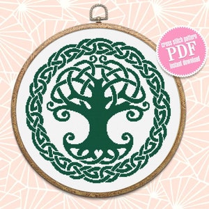 ケルトの生命の木のクロスステッチパターンのダウンロード PDF モダンケルトノットクロスステッチ 木の刺繍 PDF マンダラクロスステッチチャート #M66