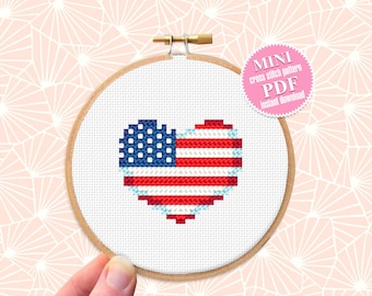 Schema punto croce cuore bandiera americana da scaricare in formato PDF Schema punto croce patriottico, Giorno dell'Indipendenza 4 luglio, punto croce bandiera USA #T18
