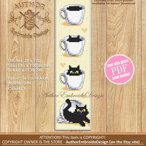 Puede incluir: Patr&oacute;n de punto de cruz PDF para un dise&ntilde;o de tres gatos negros asom&aacute;ndose de tazas de t&eacute; blancas. El patr&oacute;n est&aacute; disponible para descarga instant&aacute;nea. El dise&ntilde;o se llama "Author Embroide Design".