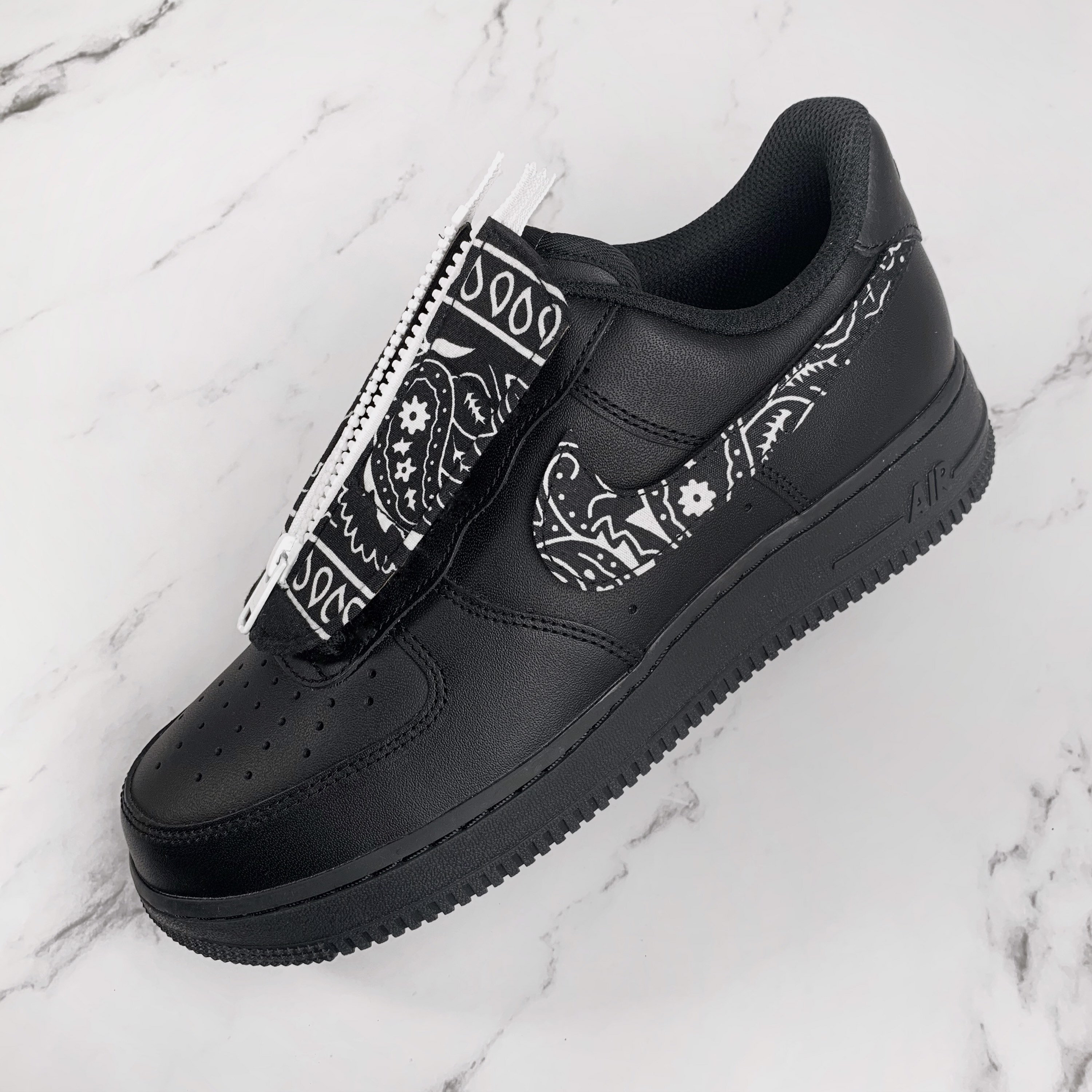 black bandana forces