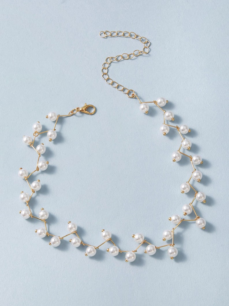 Ras-de-cou or et perles pour femme