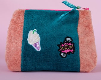 TOILET BAG WITH PATCH Ice cream