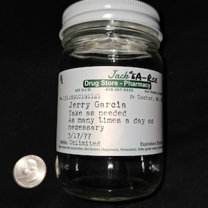 Grateful Dead - Jerry Garcia 12oz Round Glass Scrip Stash Jar 3"x4.7", JGB